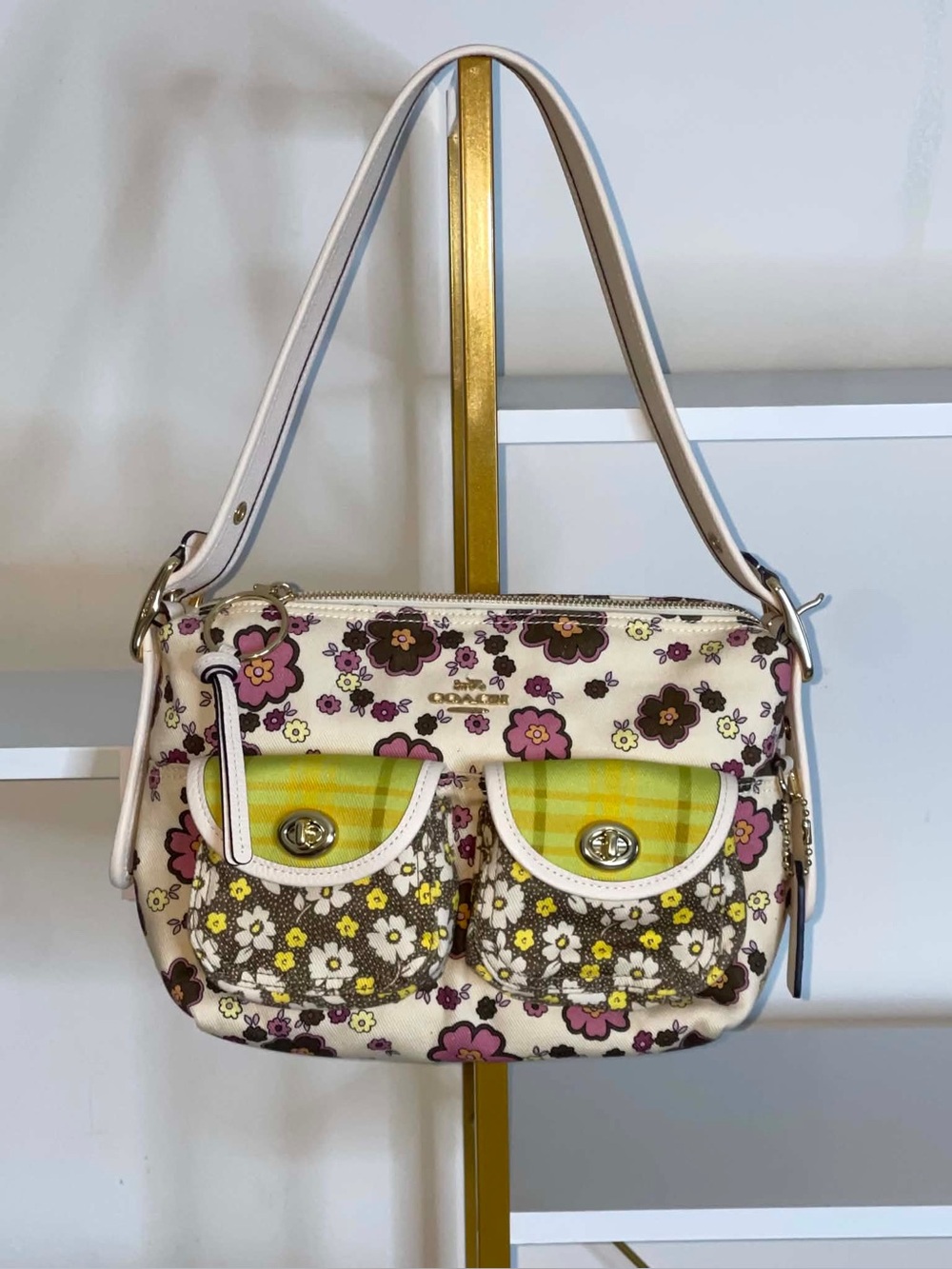 Coach Cargo Shoulder Bag With Floral Daisy